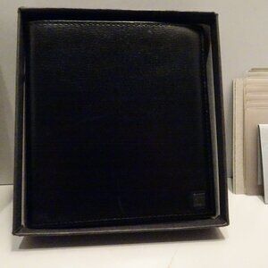 Tumi Deluxe Hipster Black Leather Wallet Bifold NEW Photo Sleeve Inserts
